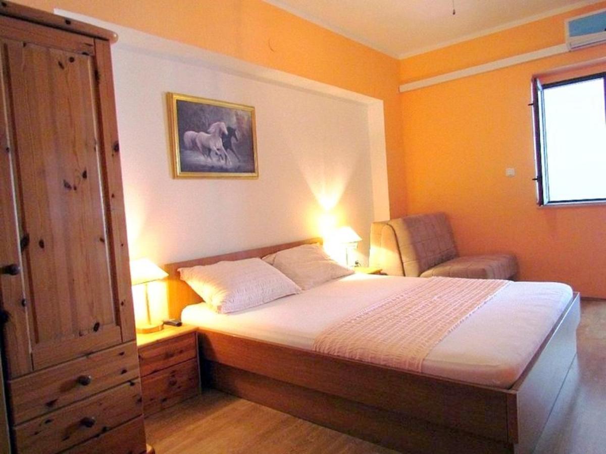 Beach Apartments Anton 2 Makarska Kültér fotó