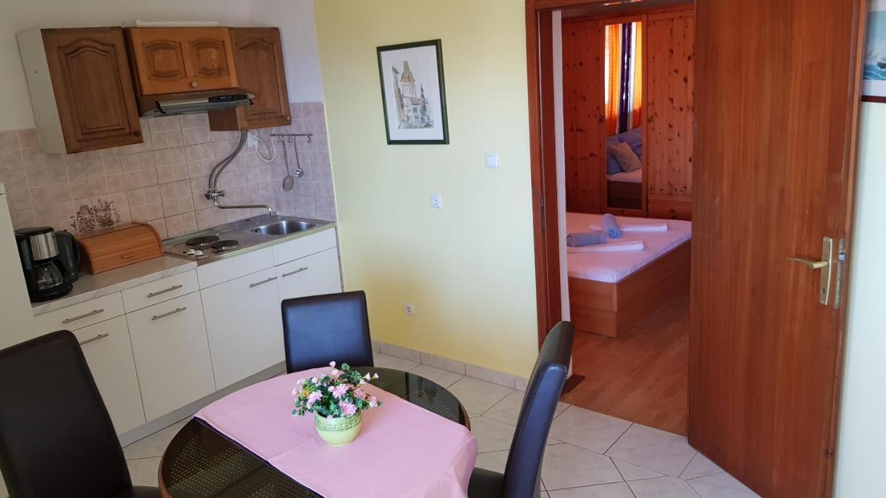 Beach Apartments Anton 2 Makarska Kültér fotó