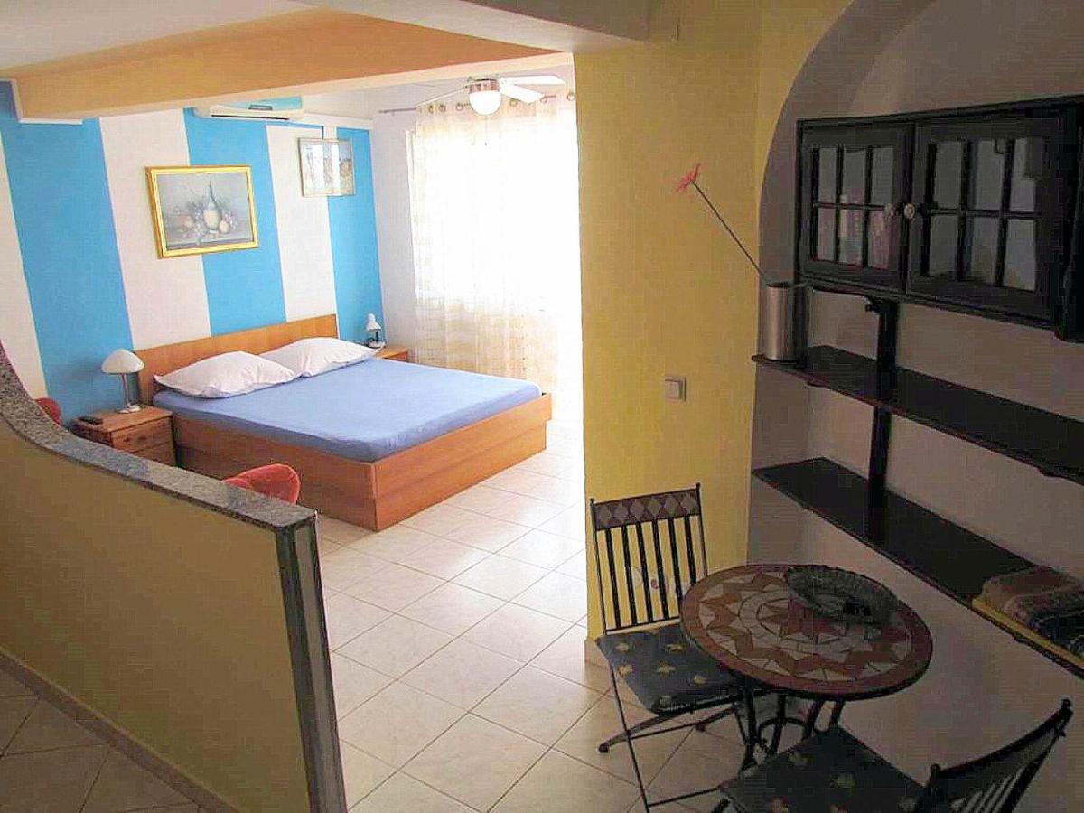 Beach Apartments Anton 2 Makarska Kültér fotó